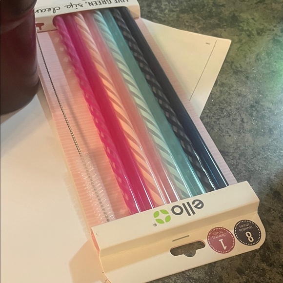 Stainless Steel Red Tumbler Set - Picture 11 of 12